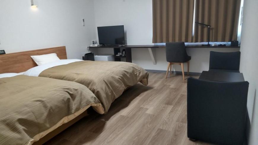 Basic Hotel Тітібу Екстер'єр фото